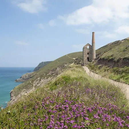 Scrumbles Hollow Holiday home St Agnes (Cornwall)